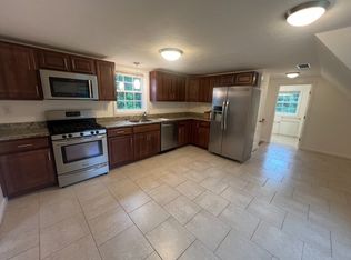 265 Dunstable Rd #1, Tyngsboro, MA 01879