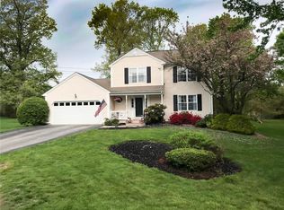 15 Carrie Ann Dr, West Warwick, RI 02893