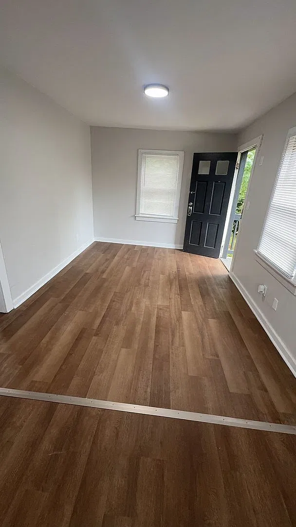 230 Hale St A, Oxford — Photo 4