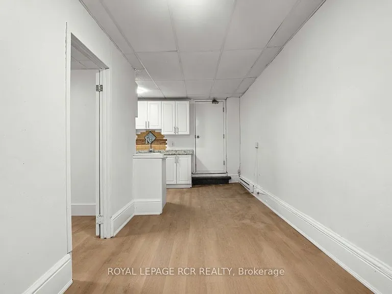 137 Broadway #UPPER — Photo 4