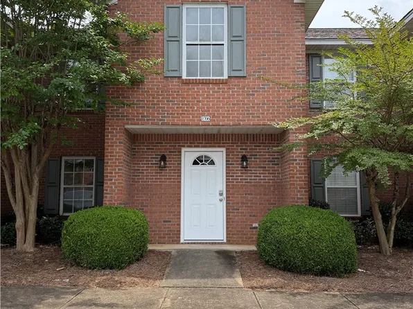 1477 N Donahue Dr APT 1706, Auburn, AL 36830