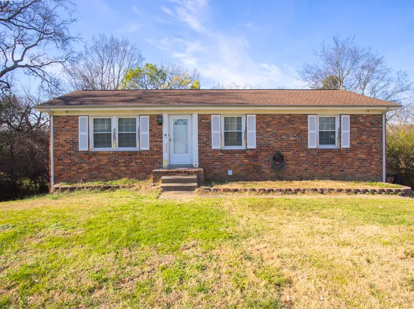 2825 Desplane Dr, Nashville, TN 37217