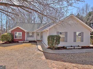 514 Sarahs Ln, Locust Grove, GA 30248