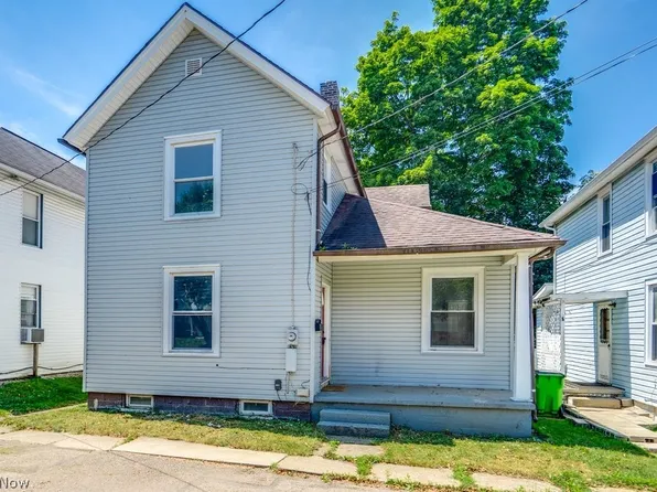 327 Schrock Pl SW, Massillon, OH 44647