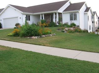 2976 Dunmore St, Fitchburg, WI 53711