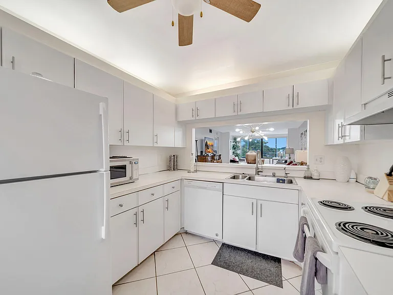 9485 N Belfort Cir #308 — Photo 13