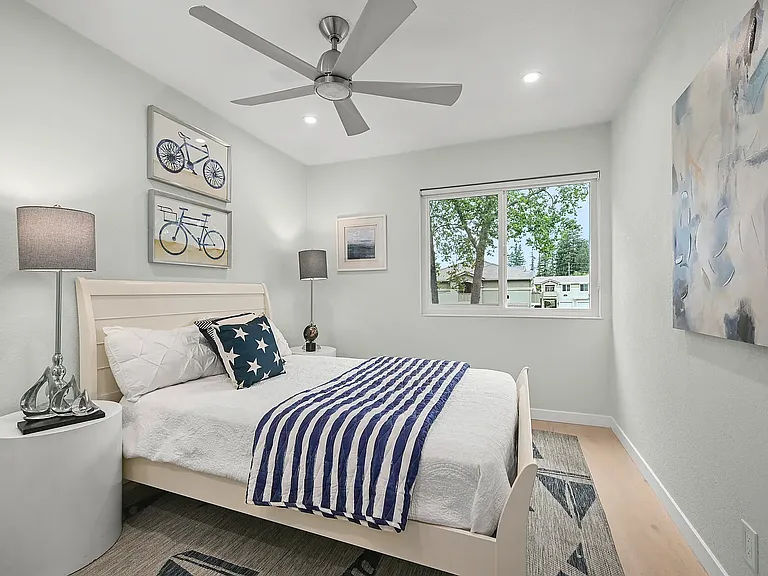 476 Sycamore Cir — Photo 13