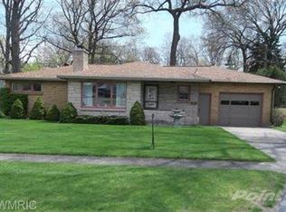 1311 Park St, Manistee, MI 49660