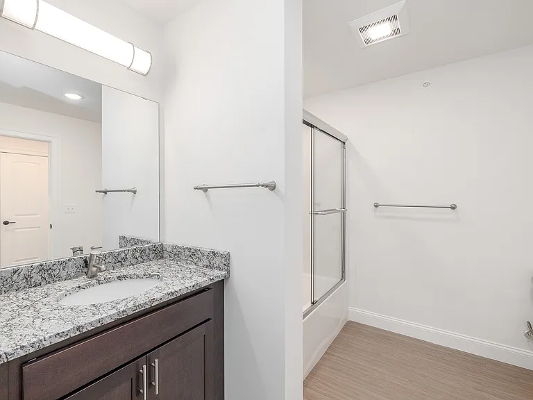 The Residences at LeMoyne Manor — Photo 10