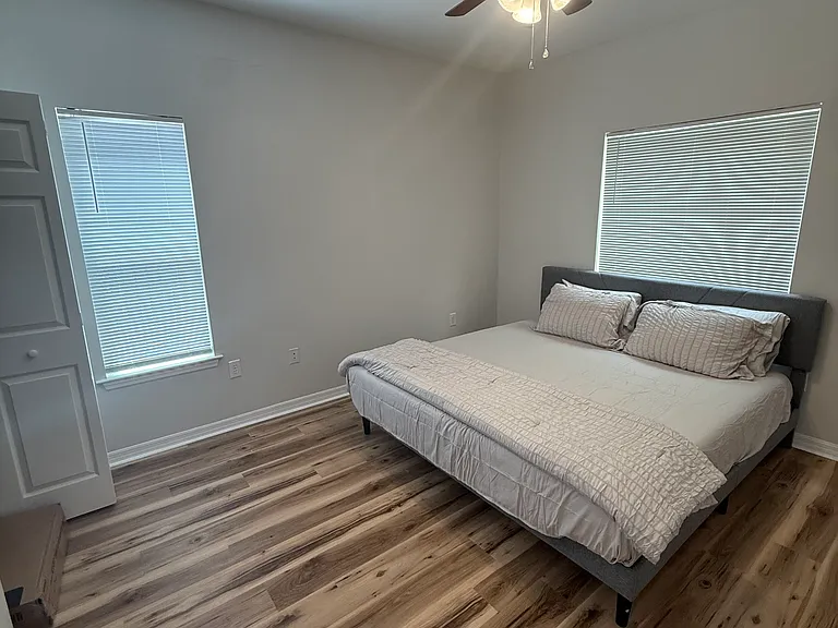 5621 Pinnacle Heights Cir #108 — Photo 27