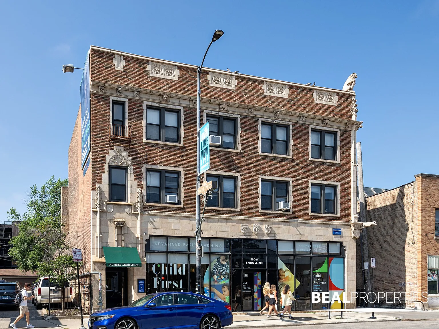 818 W Diversey Pkwy — Photo 1