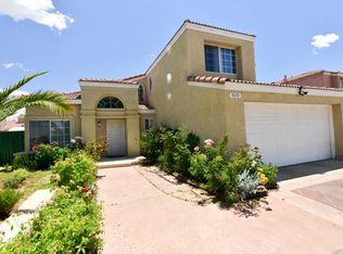 1020 E Kettering St, Lancaster, CA 93535