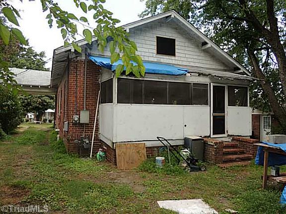 3rd image of 311 Ray St