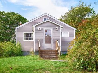 9 Aurora Ave, Halifax, NS B3P1H3