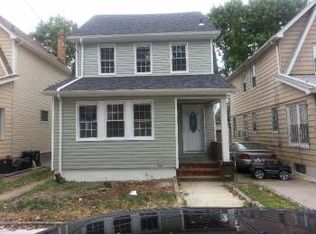 10914 201st St, Saint Albans, NY 11412