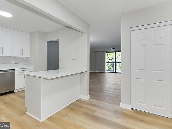 5th image of 8370 Greensboro Dr APT 416