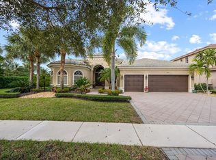 9255 Pineville Dr, Lake Worth, FL 33467
