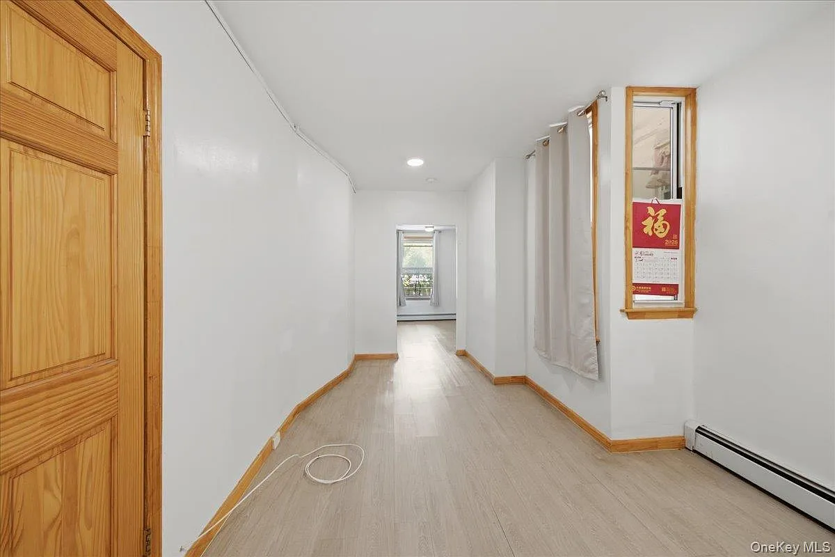 1 bed, 1.0 bath, 650 sqft, $2,200 — Photo 3