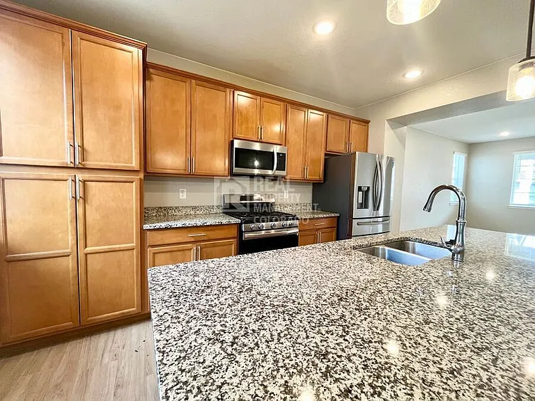 11909 Norfolk Ct — Photo 5