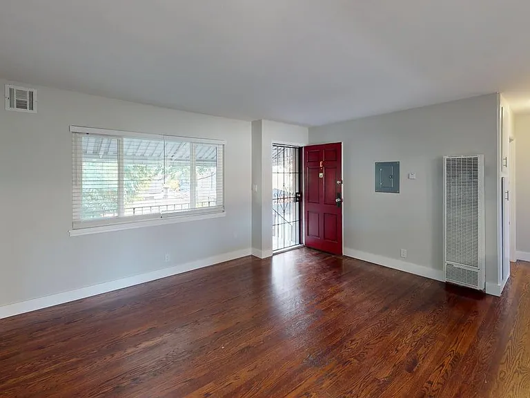 1509 Morton St #E — Photo 2