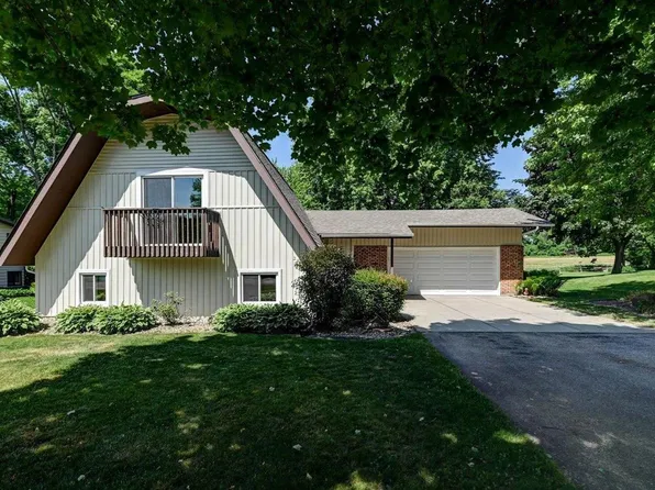 7091 South Hill Road, Deforest, WI 53532
