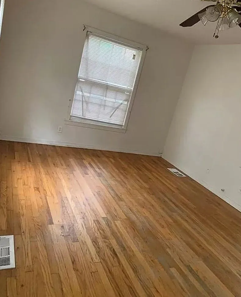 2 bed, 1.0 bath, 764 sqft, $1,700 — Photo 4