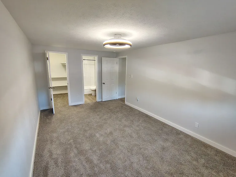 Arvada Court Apartments — Photo 18