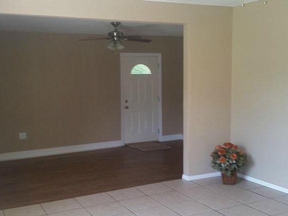 4th image of 820 Shady Ln