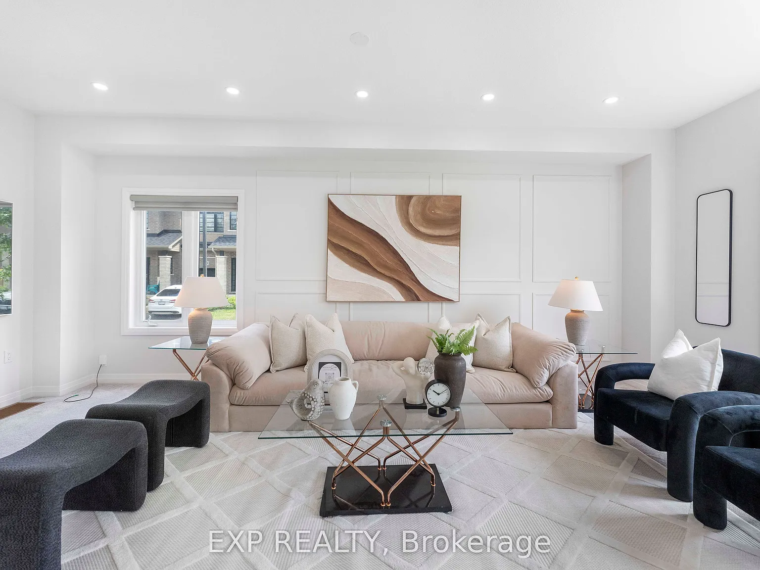 520 Grey St — Photo 1