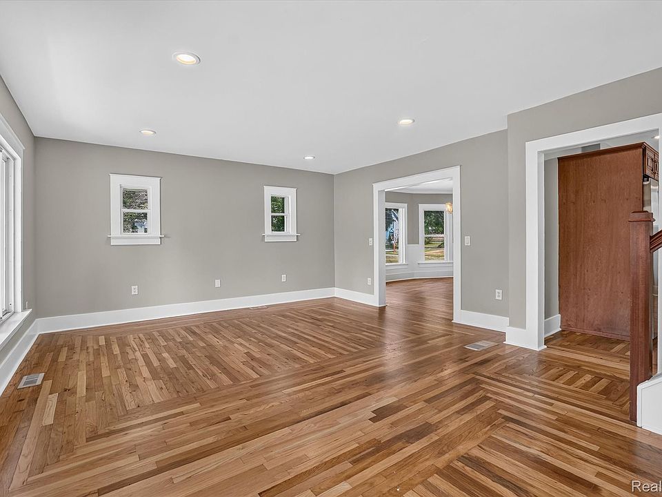 403 E Ellen St, photo 6