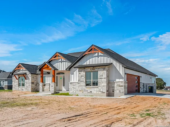 104 Estates, La Vernia, TX 78121