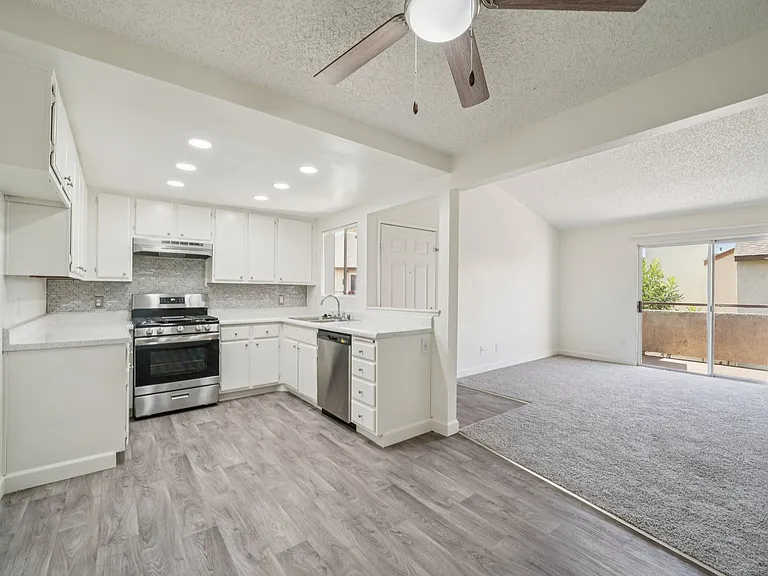 PepperTree Place — Photo 8