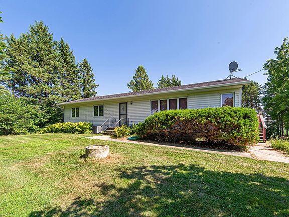 3rd image of 5177 255th St E