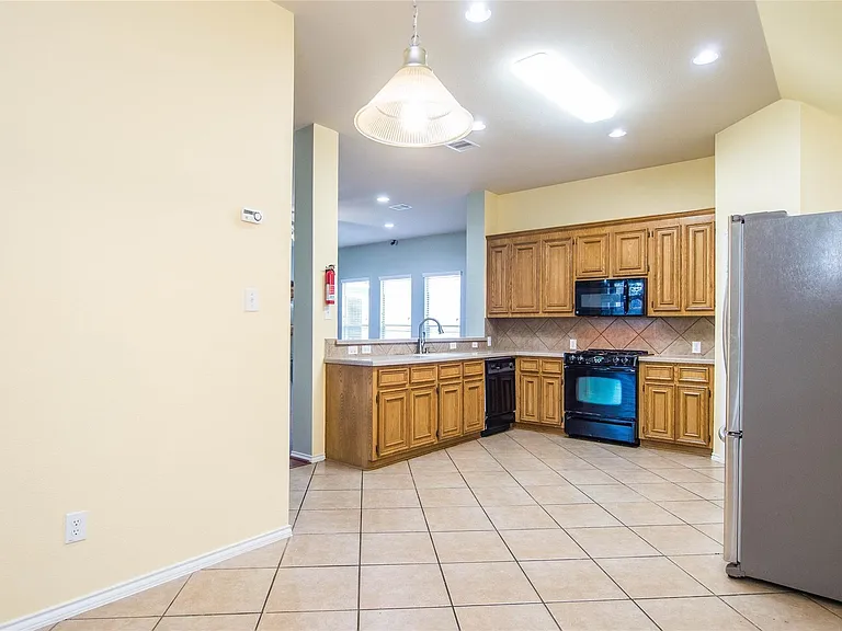 8847 Distant Woods Dr — Photo 17