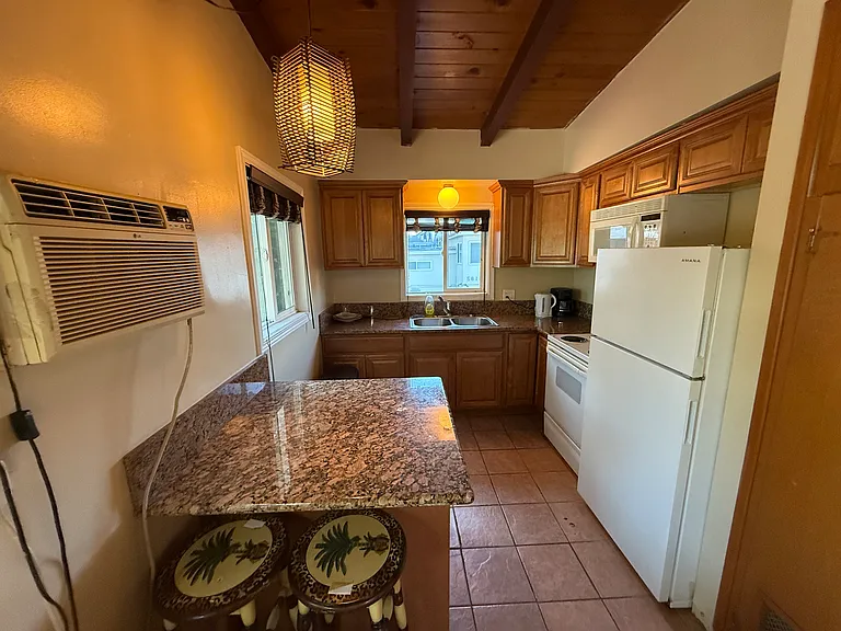 5890 Lindo Paseo #6 — Photo 33