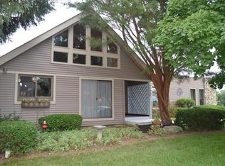 11438 Creekwood Cir, Indianapolis, IN