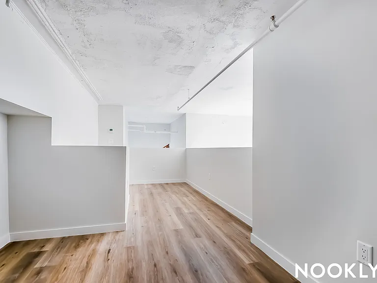 619 Throop Ave #2J — Photo 10