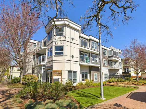 2440 Oakville Ave #203, Sidney, BC V8L 5Y4