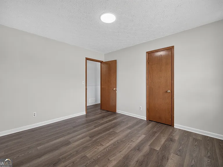 2591 Doc Hughes Rd — Photo 27