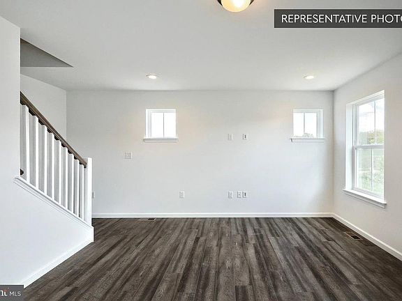 7th image of this home