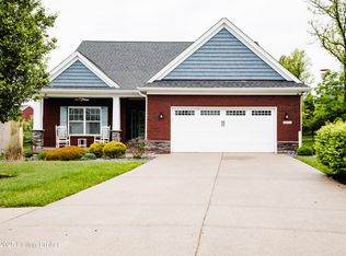 8812 Sanctuary Ln, Louisville, KY