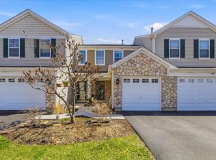 2542 Oak Tree Ln, Plainfield, IL 60586