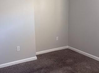 118 Hawkins St #1, Providence, RI 02904