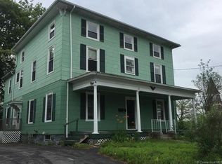 28 Sunnyside Ave, Putnam, CT 06260