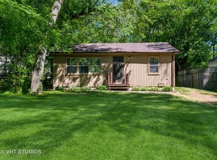 38063 N Lee Ave, Spring Grove, IL 60081