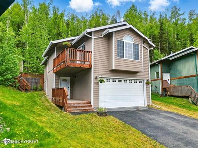 8960 Meadow Park Cir, Eagle River, AK, 99577