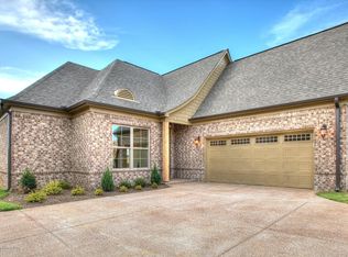 3616 W Enclave Dr, Southaven, MS 38672