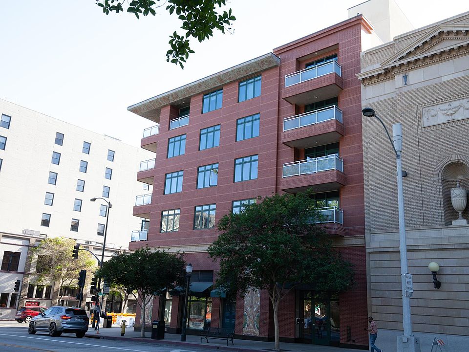 1st image of 125 N Raymond Ave Unit 302