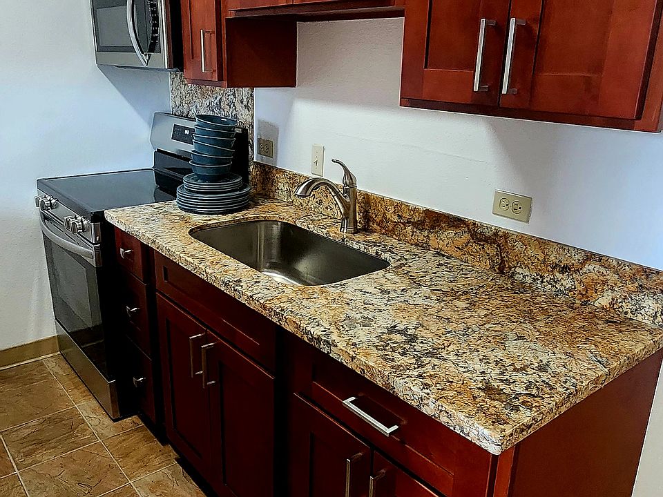 2nd image of 3324 Sierra Dr APT 303