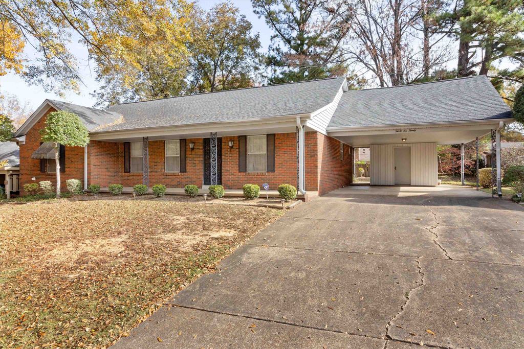 3620 Archwood Dr, Memphis TN - Owner Finance Home